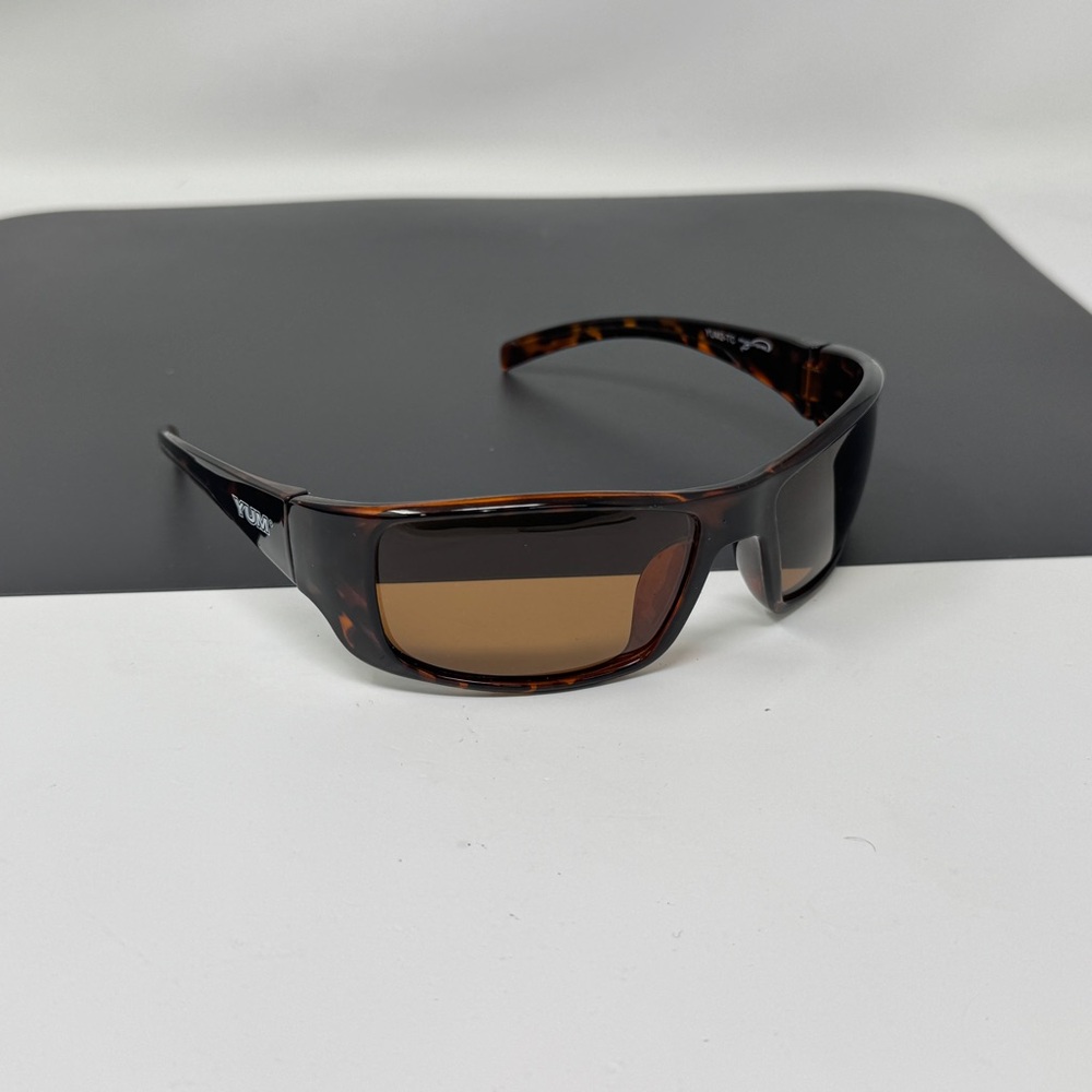 YUM Brown Tortoise polarized Sunglasses YUM2-TC d61d